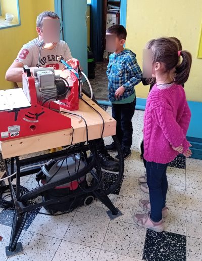 123CREABOIS - animation scolaire - atelier mobile chantournage dans l'Avesnois